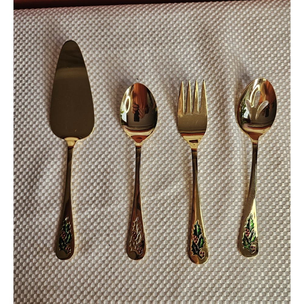 Vintage Classic Traditions Hollyberry Gold Electroplate 4pc Serving Set